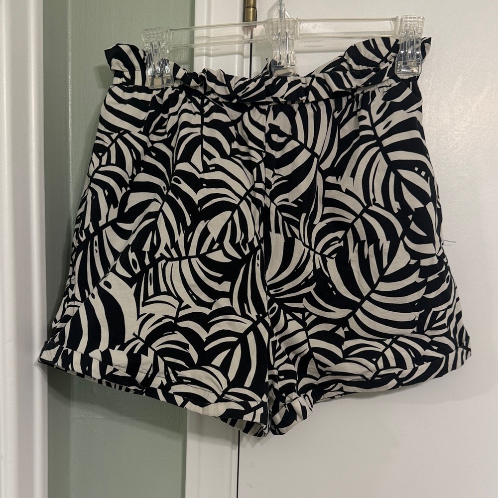 High-Waist Black & White Printed Paperbag Shorts